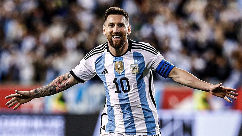 Lionel Messi chia tay sân nhà Buenos Aires trong trận cuối cho ĐT Argentina