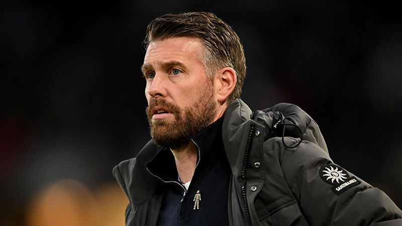 Middlesbrough công bố HLV mới Rob Edwards, kỳ vọng thăng hạng mùa tới